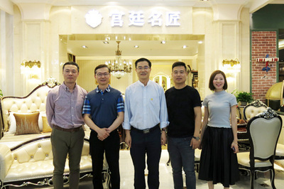 廣東家協(xié)領(lǐng)導(dǎo)赴順聯(lián)家具城北區(qū)開(kāi)展企業(yè)管理專(zhuān)項(xiàng)調(diào)研